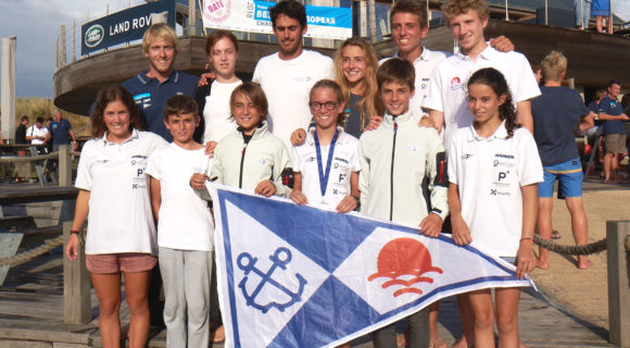 Oriol Mahiques del Club Nàutic de Sitges, guanya l’Europeu de Patí a Vela cel·lebrat a Bélgica. Leo Andreoli i Mar Vilardell també del Nàutic Sitges, segón i tercer en categoria Junior.